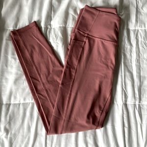 Victoria Sport Knockout Leggings